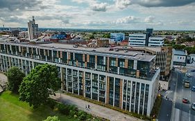 Vichy - The Glass House Vip Luxury Stay With Gym, Cinema & Gaming Rooms, And Work Space Access